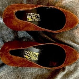 Salvatore Ferragamo brown suede heels size 10